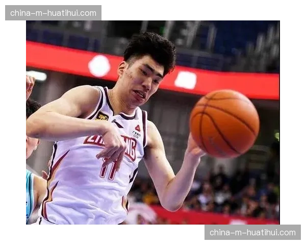 浙江稠州金租半场领先辽宁20分，余嘉豪内线统治力尽显